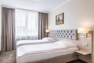 Отель Hotel Podlasie Белосток Двухместный номер с 2 отдельными кроватями-2